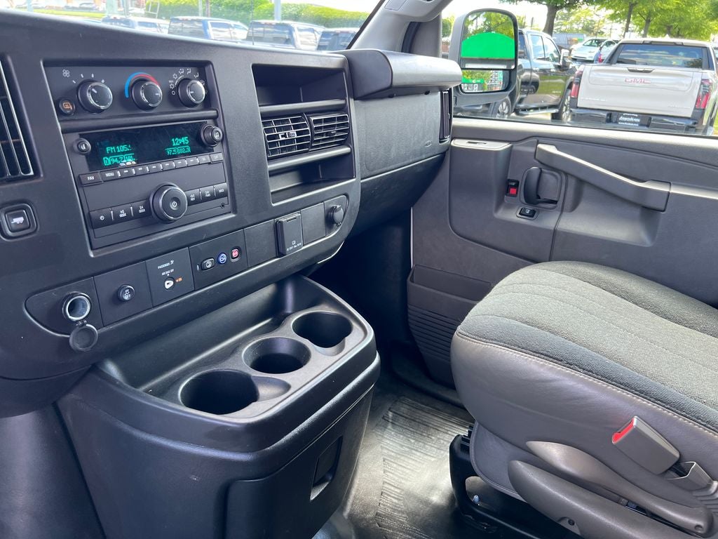 2025 GMC Savana 2500 Work Van