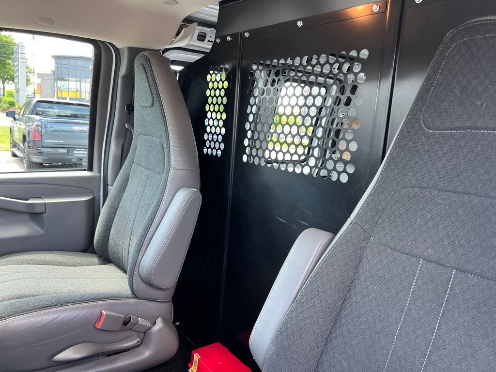 2025 GMC Savana 2500 Work Van