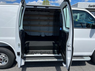 2025 GMC Savana 2500 Work Van