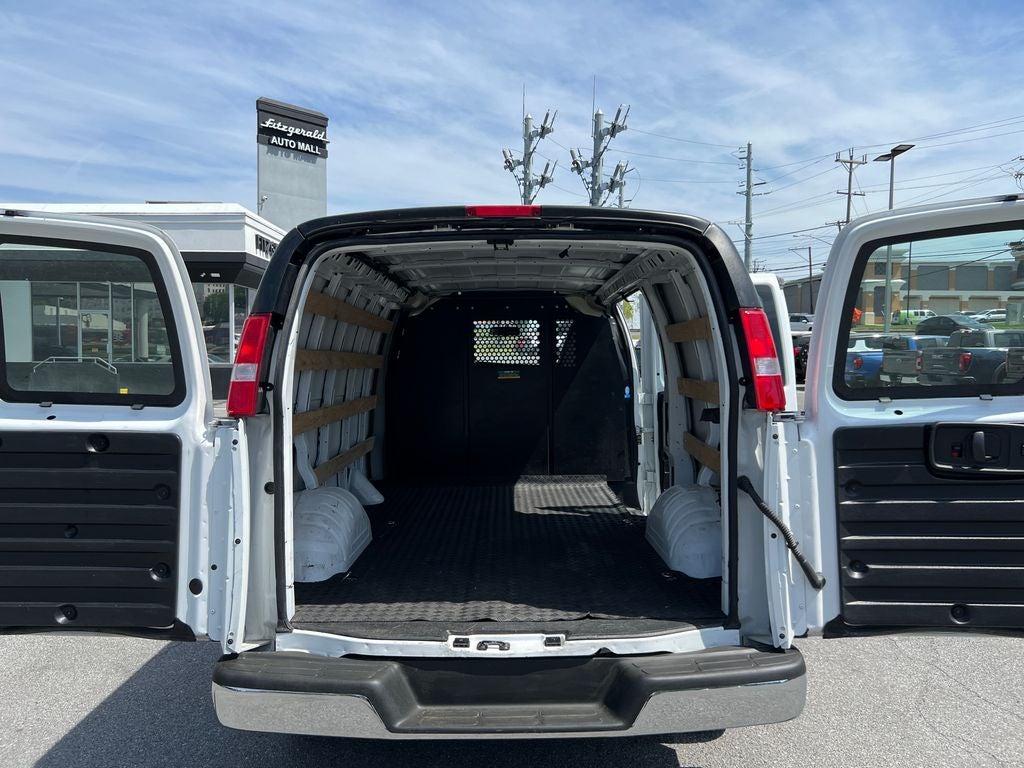 2024 GMC Savana 2500 Work Van