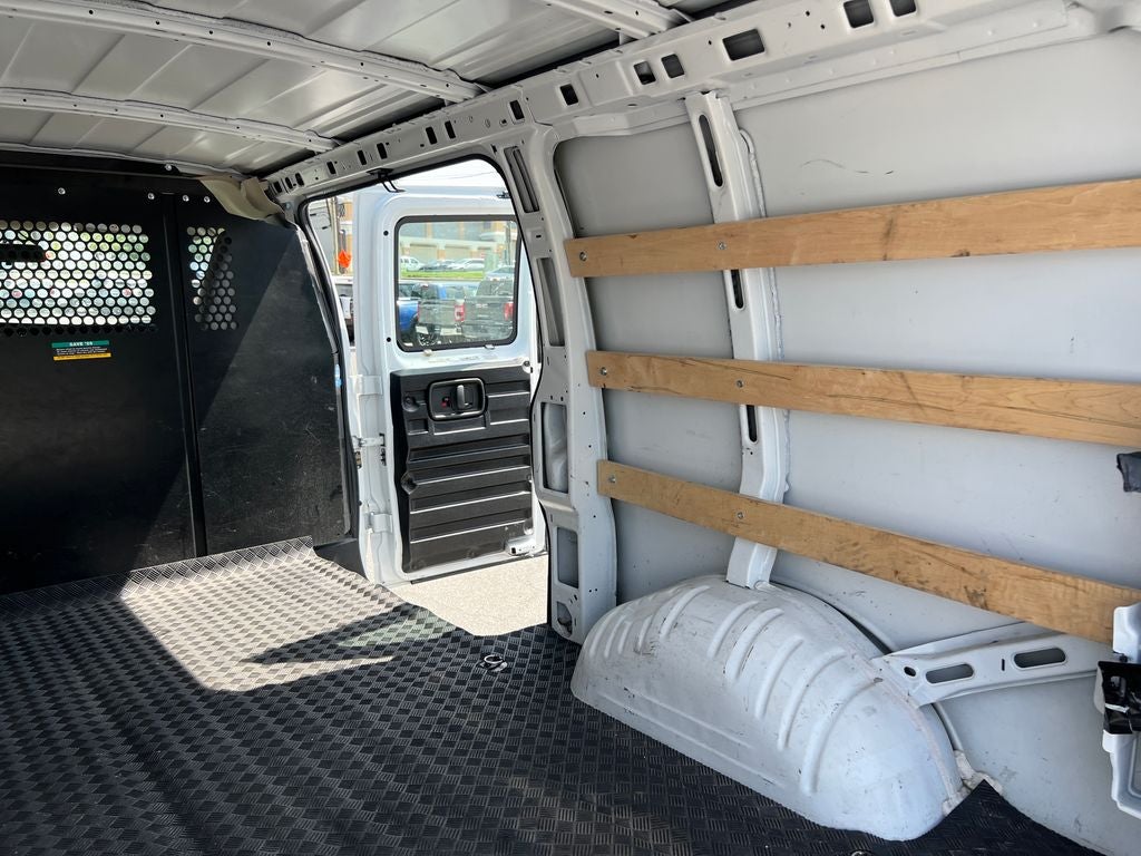 2024 GMC Savana 2500 Work Van