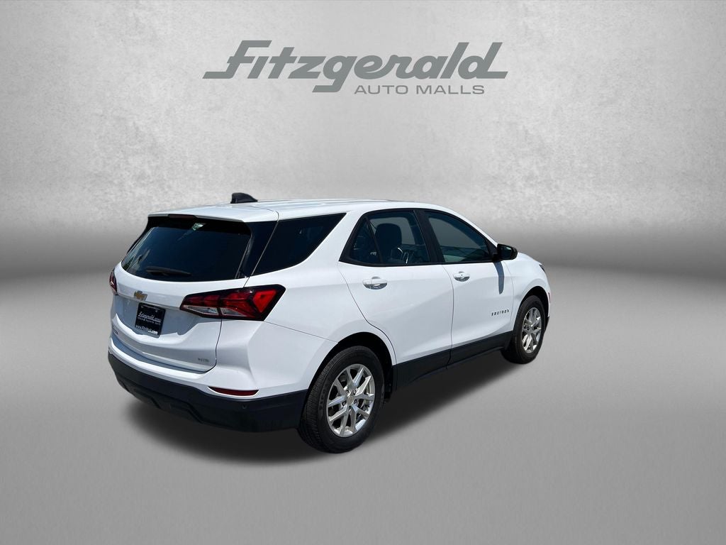 2022 Chevrolet Equinox LS