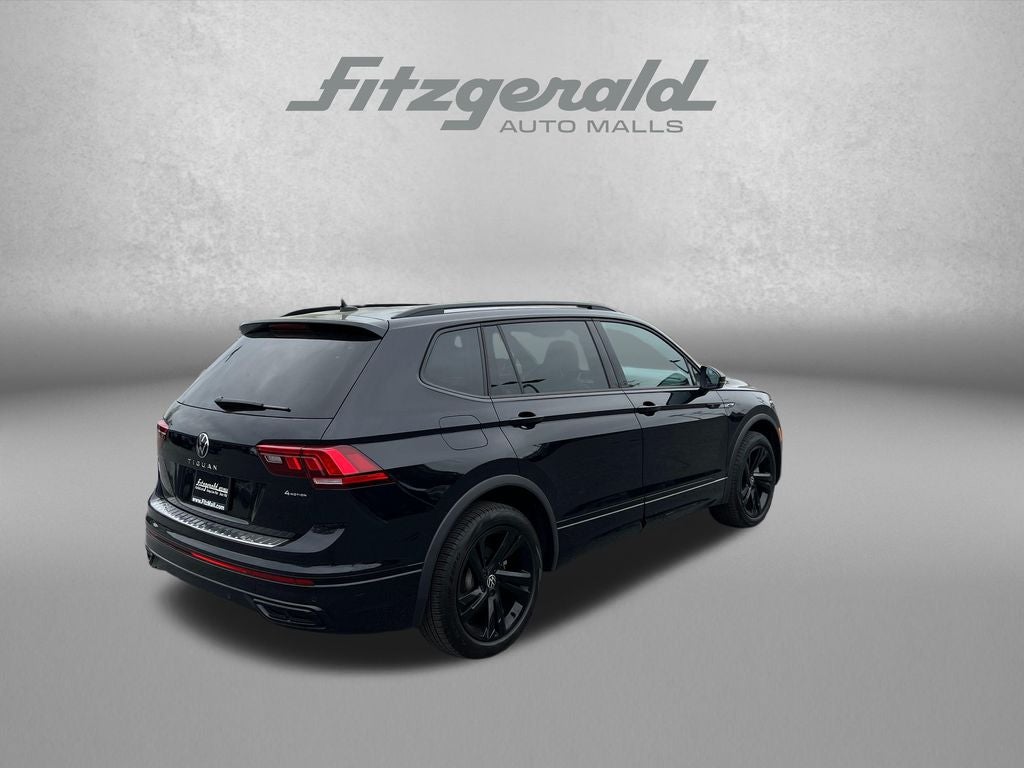 2024 Volkswagen Tiguan 2.0T SE R-Line Black