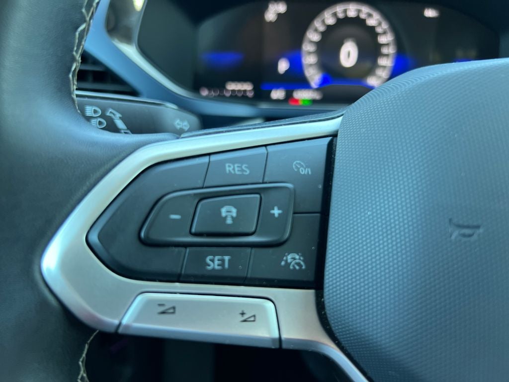 2024 Volkswagen Taos 1.5T SE