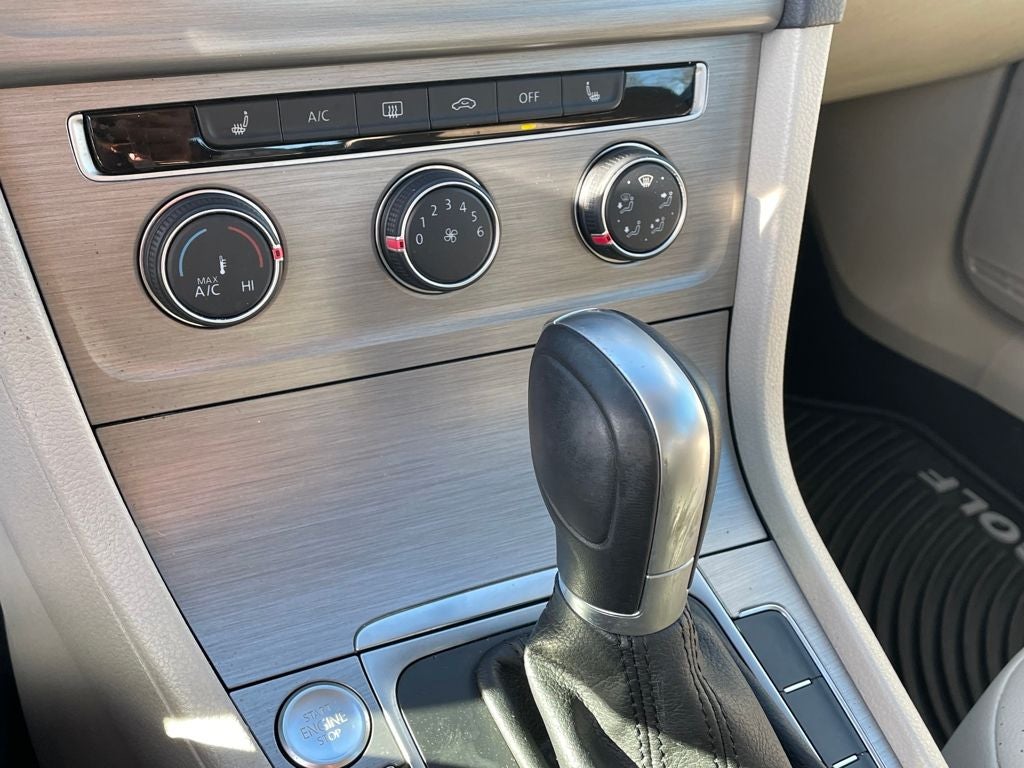 2017 Volkswagen Golf TSI S 4-Door