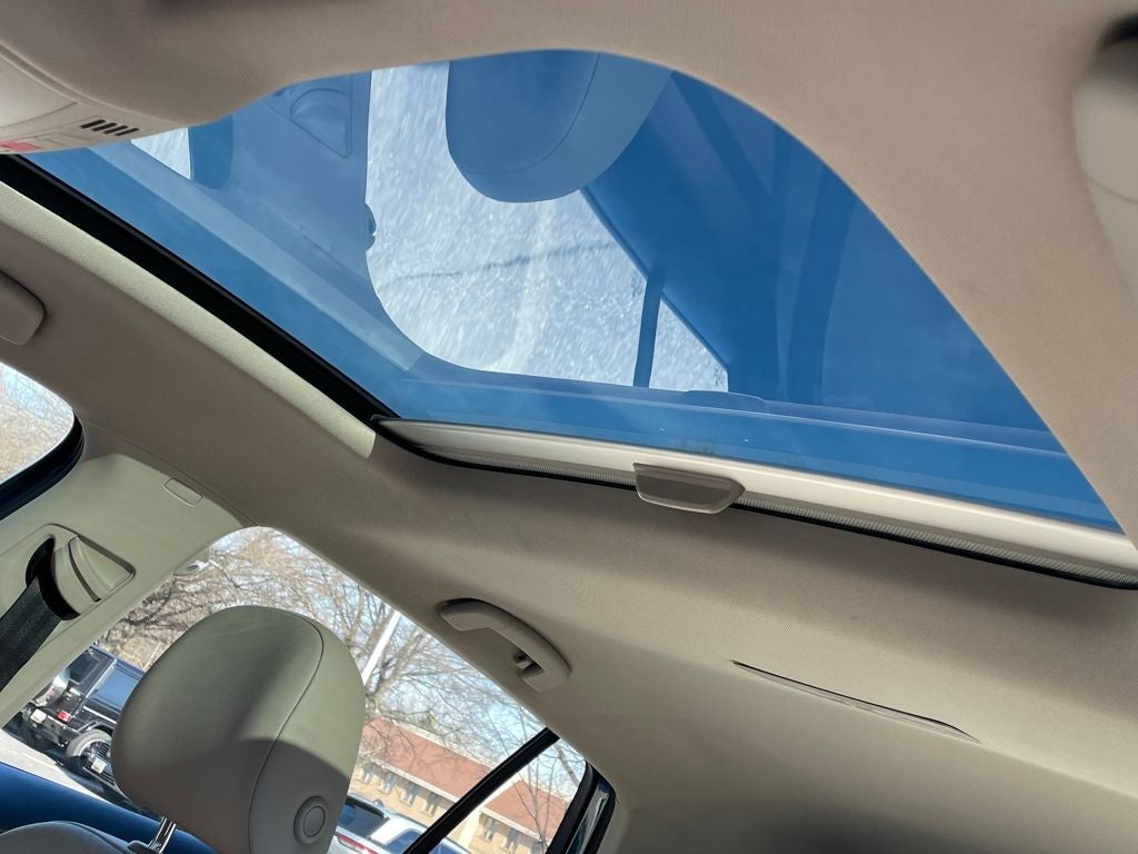 2017 Volkswagen Golf TSI S 4-Door