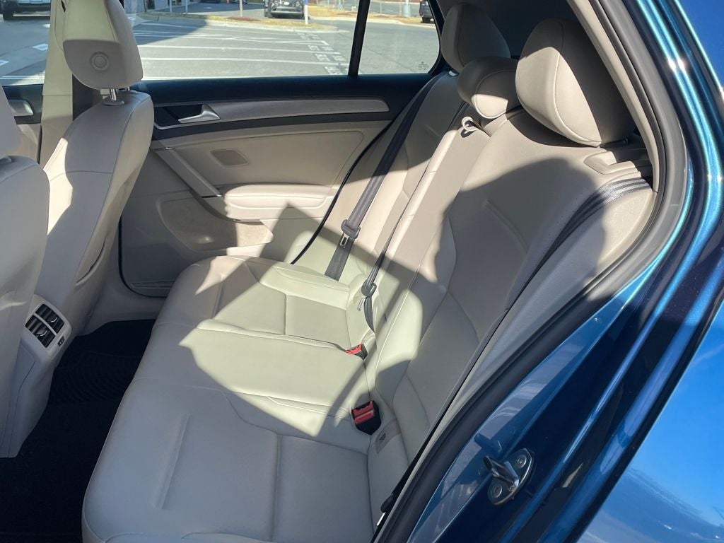 2017 Volkswagen Golf TSI S 4-Door