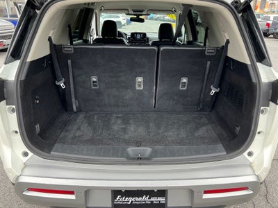 2022 Nissan Pathfinder SL