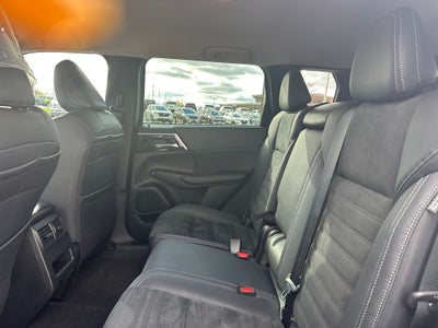 2022 Mitsubishi Outlander SE