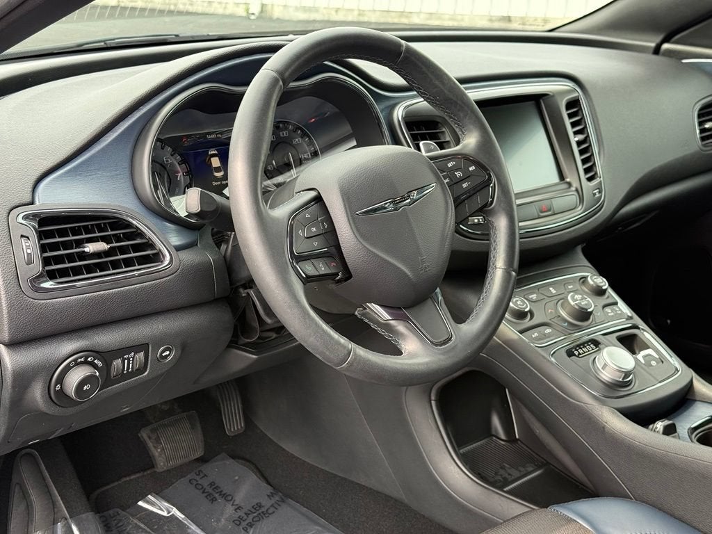 2016 Chrysler 200 S