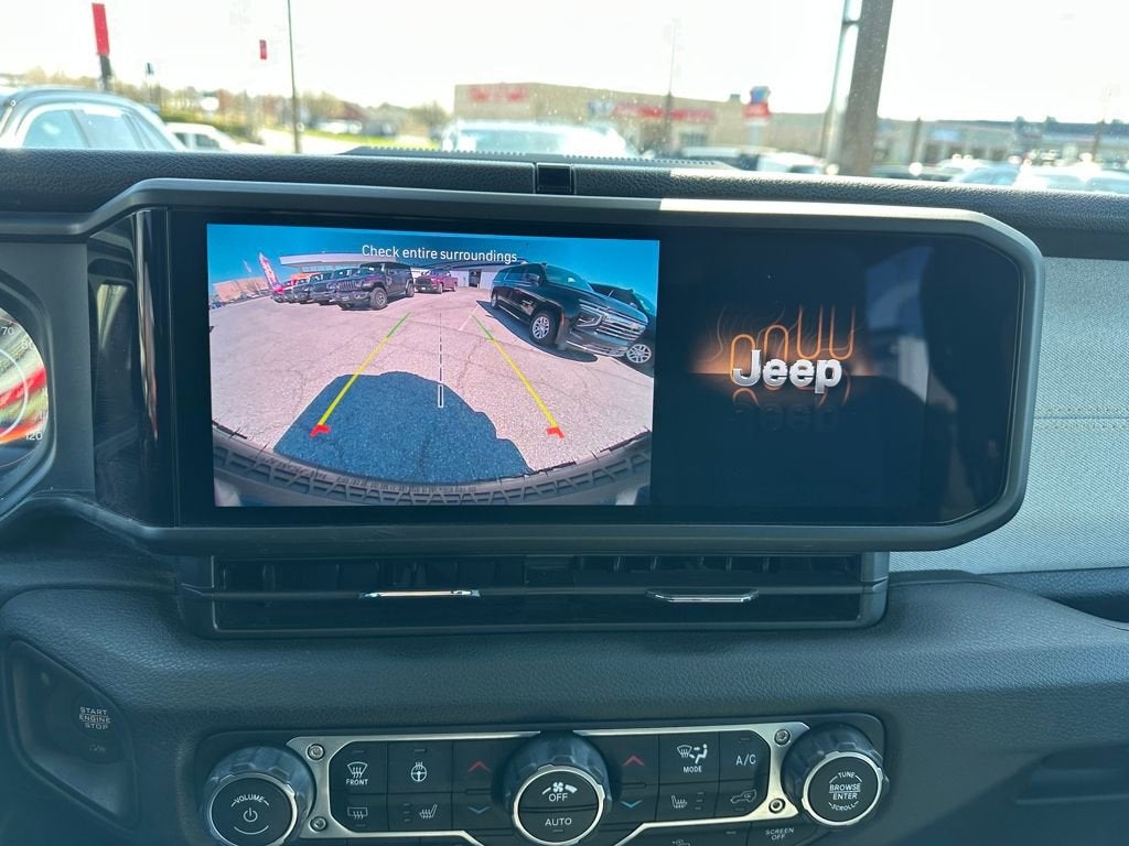 2025 Jeep Wrangler 4-Door Willys 4x4