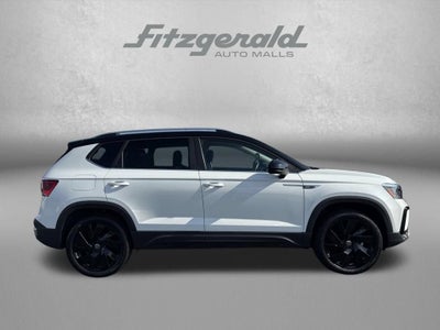 2024 Volkswagen Taos 1.5T SE