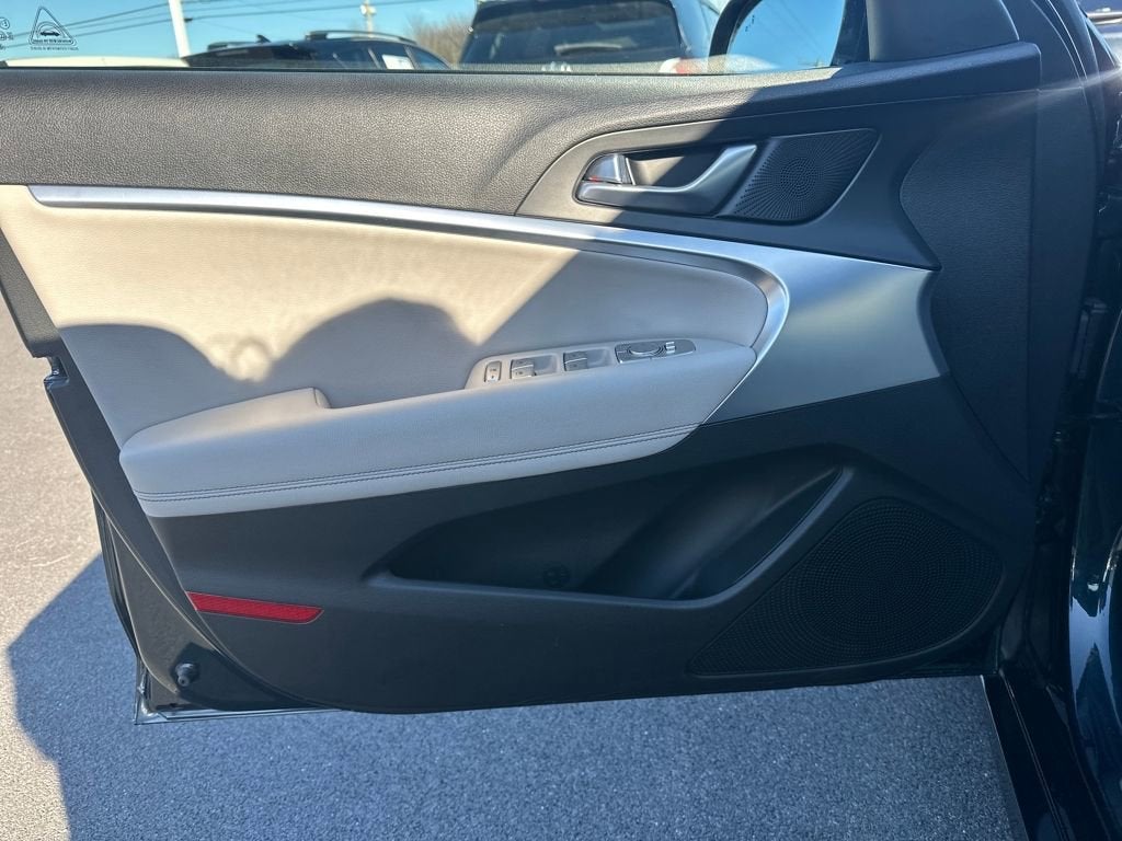 2023 Genesis G70 2.0T AWD