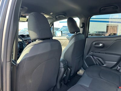 2022 Jeep Renegade Altitude 4x4