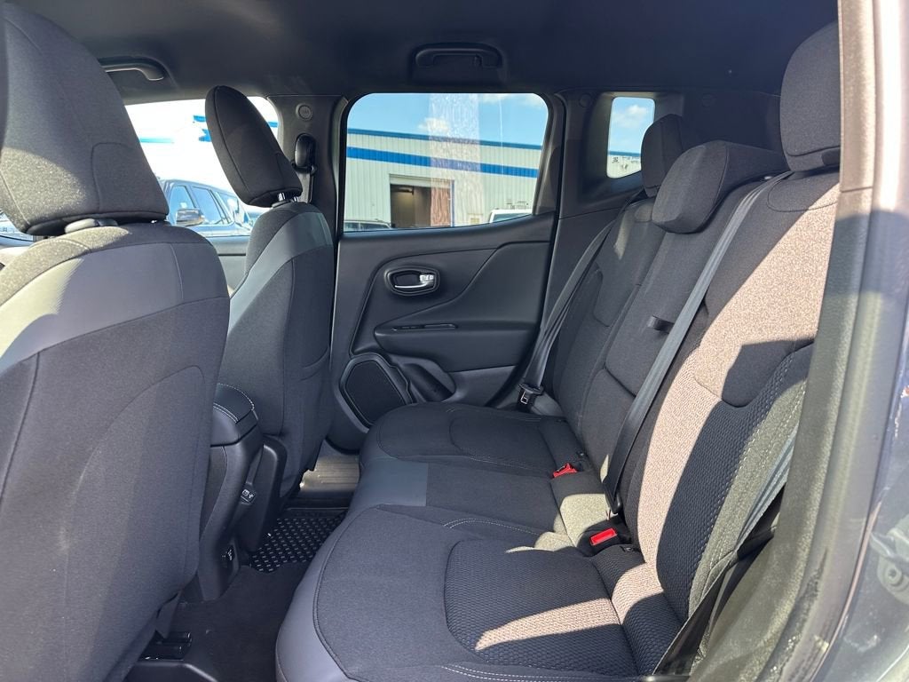 2022 Jeep Renegade Altitude 4x4