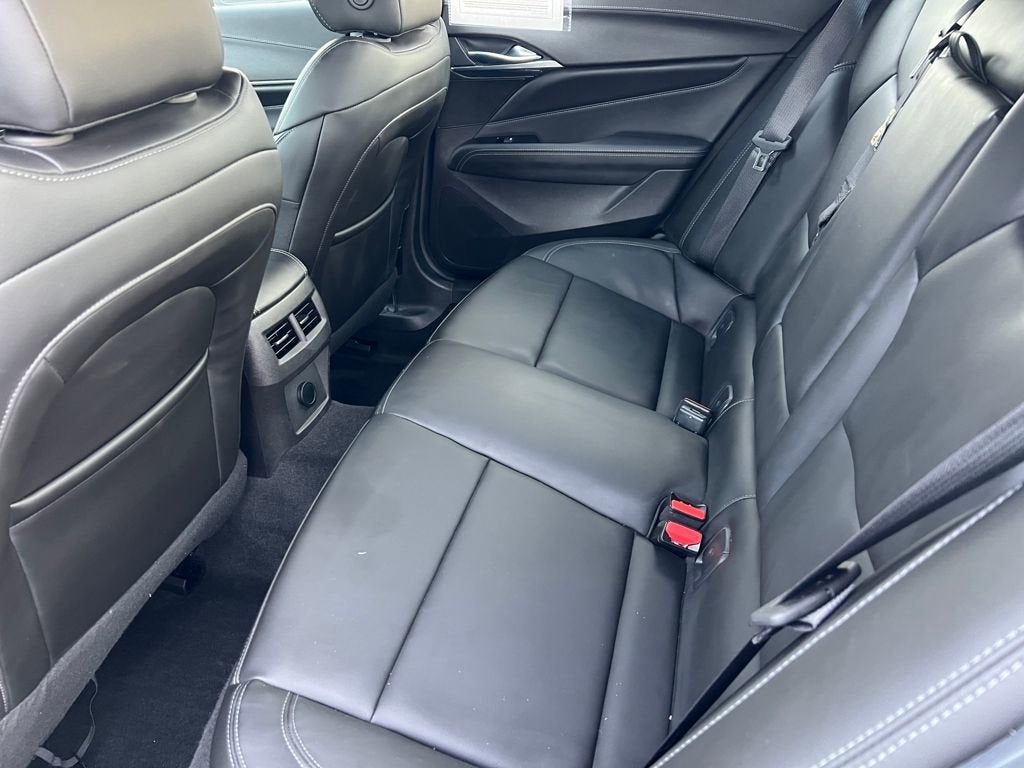 2023 Cadillac CT4 Luxury