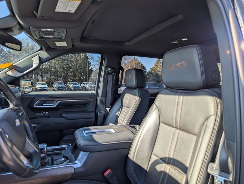 2022 Chevrolet Silverado 1500 High Country