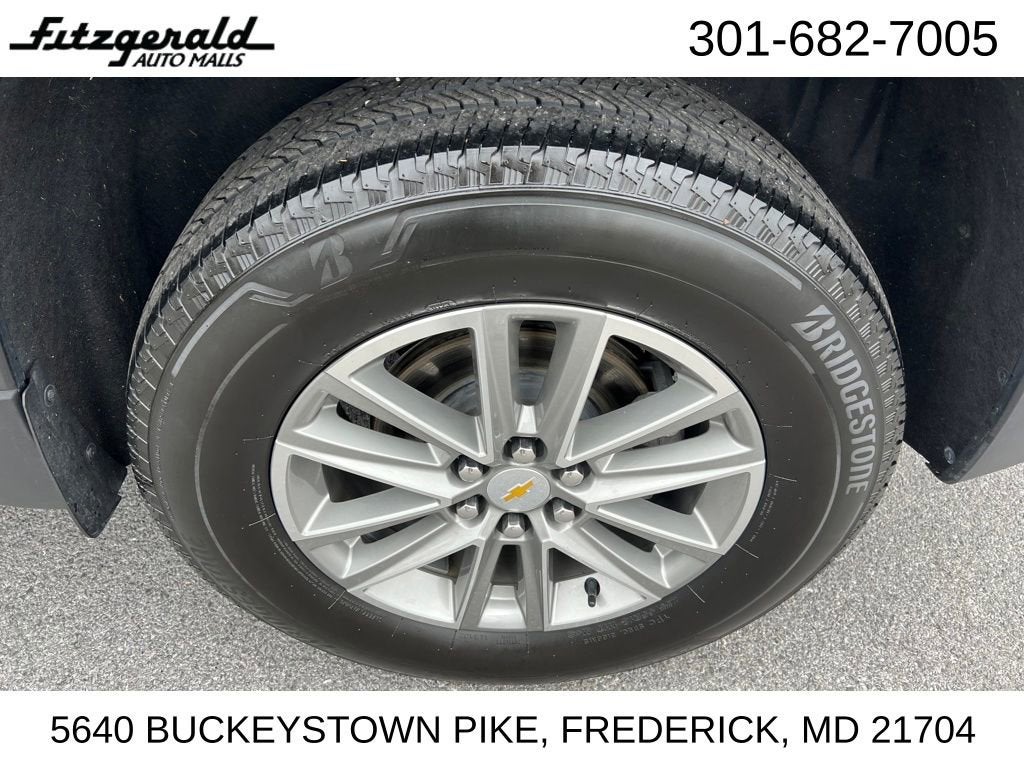 2023 Chevrolet Traverse LT Cloth