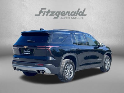 2025 Chevrolet Traverse LT