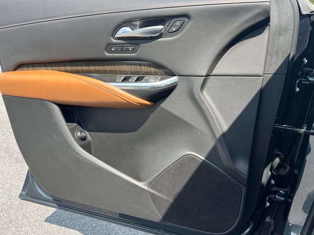 2019 Cadillac XT4 AWD Premium Luxury