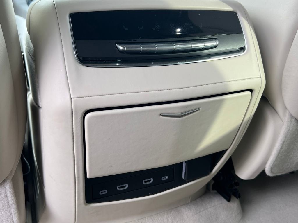 2022 Cadillac Escalade Premium Luxury Platinum