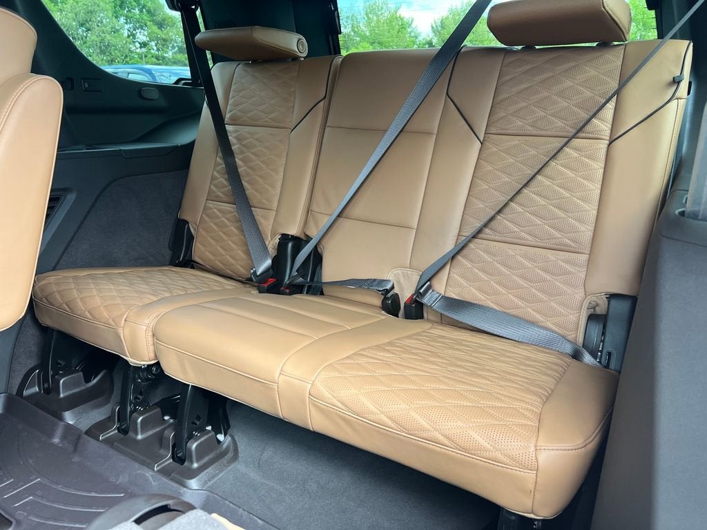 2024 Cadillac Escalade Sport