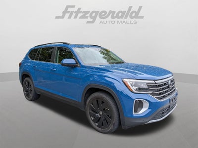 2025 Volkswagen Atlas 2.0T SE w/Technology