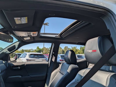 2022 Toyota Tacoma 4WD SR