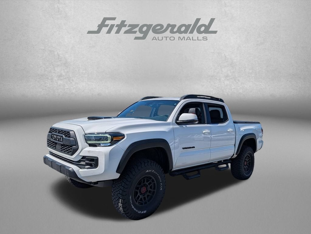 2022 Toyota Tacoma 4WD SR