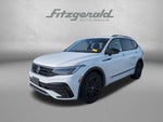 2022 Volkswagen Tiguan SE R-Line Black