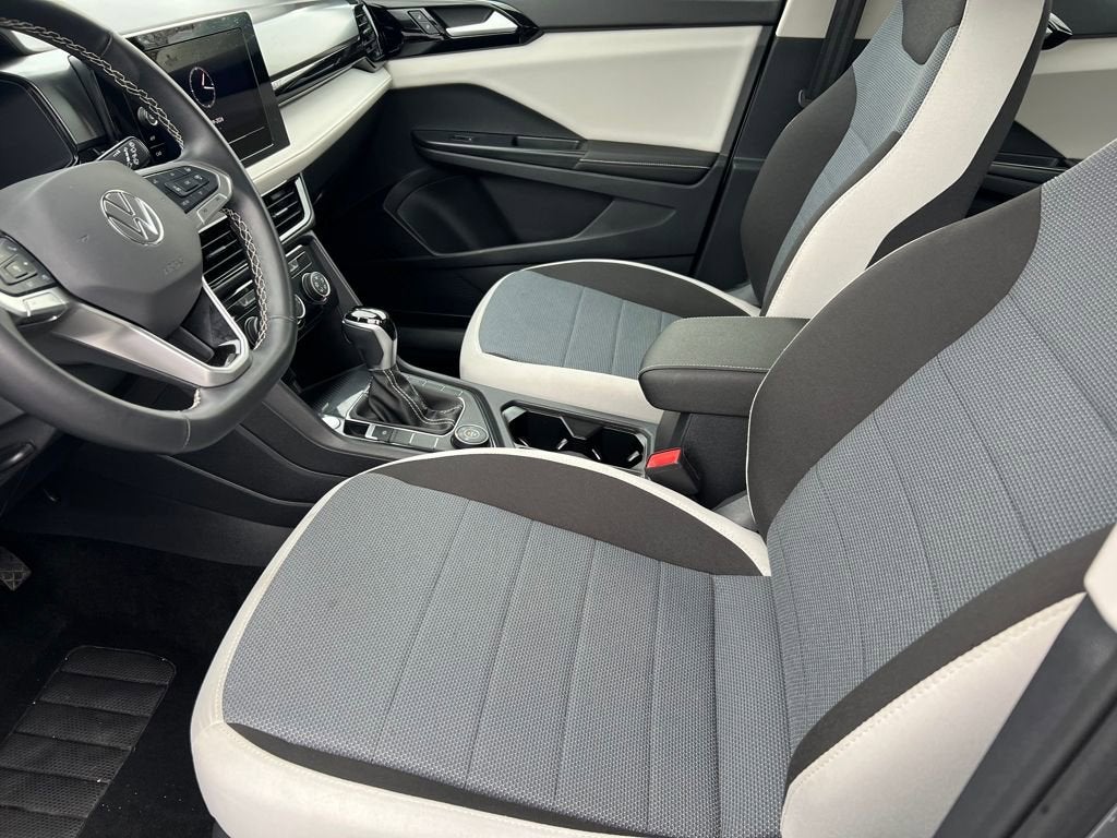 2025 Volkswagen Taos S