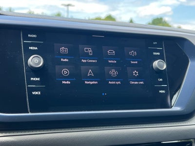 2024 Volkswagen Taos SE