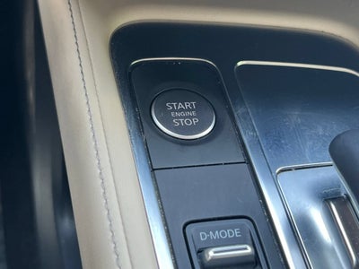 2022 INFINITI QX60 LUXE