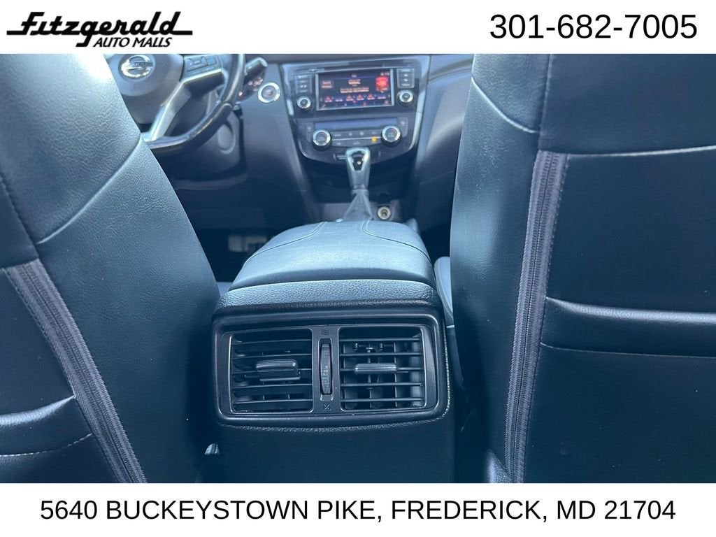 2022 Nissan Rogue Sport SL