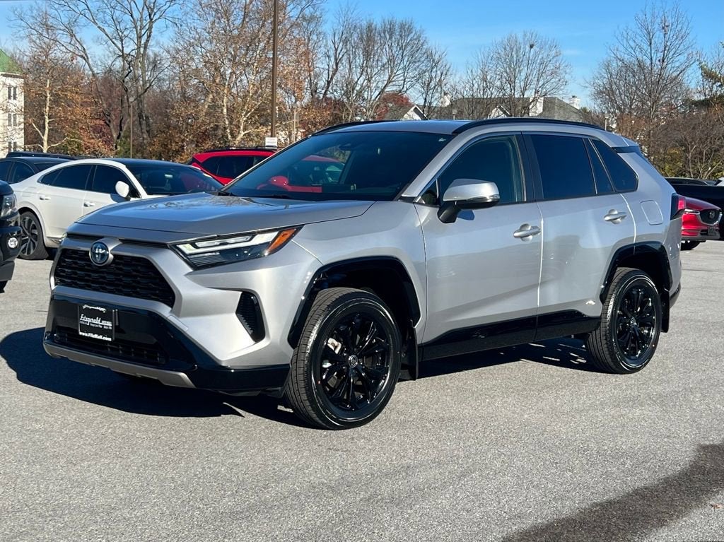 2024 Toyota RAV4 Hybrid SE