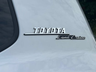 2021 Toyota Land Cruiser HERITAGE EDITIO