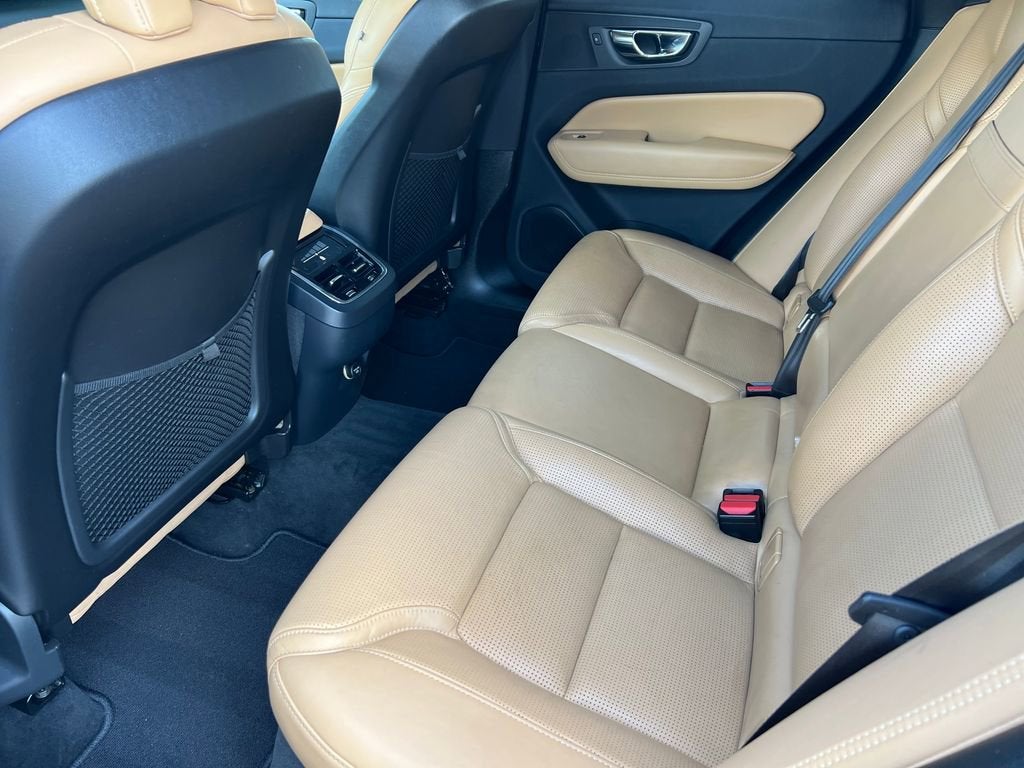 2019 Volvo XC60 Inscription