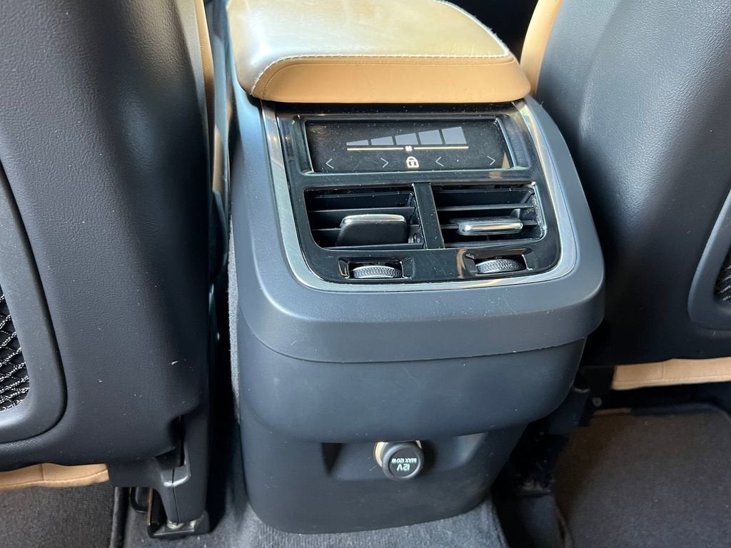 2019 Volvo XC60 Inscription