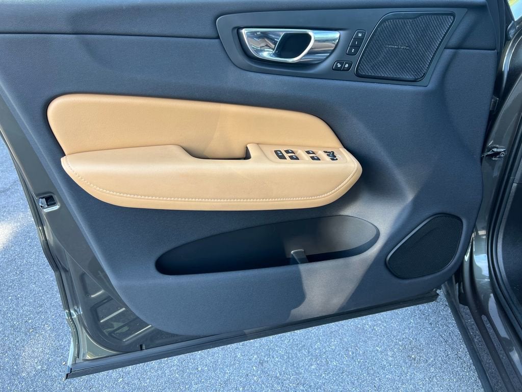 2019 Volvo XC60 Inscription
