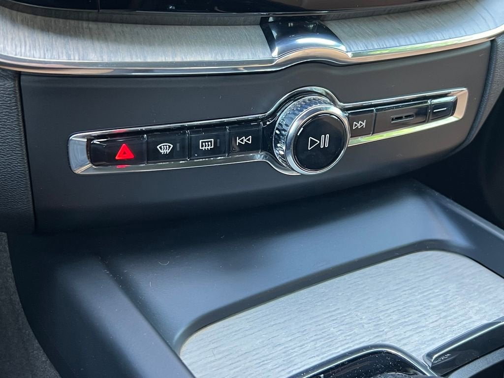 2019 Volvo XC60 Inscription