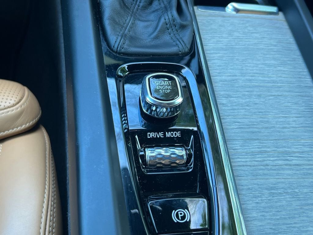 2019 Volvo XC60 Inscription