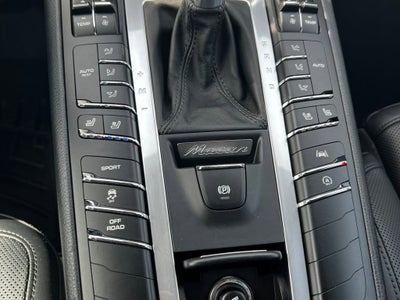 2020 Porsche Macan Base