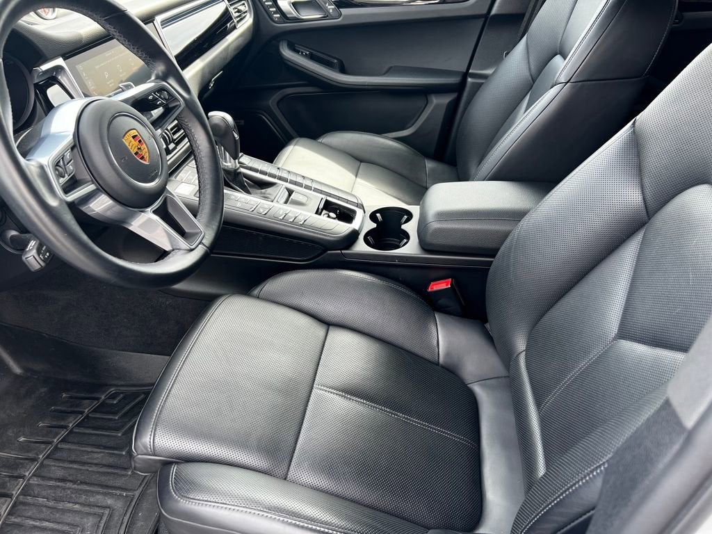 2020 Porsche Macan Base