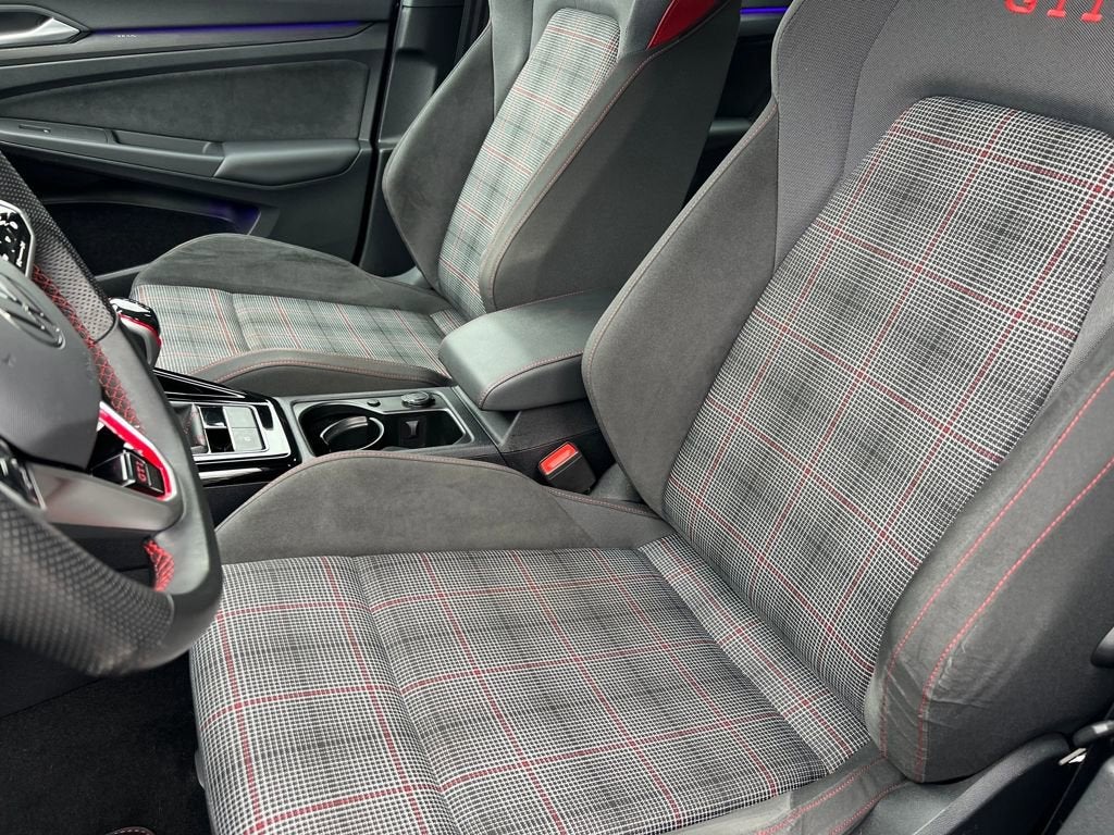 2024 Volkswagen Golf GTI 380 SE