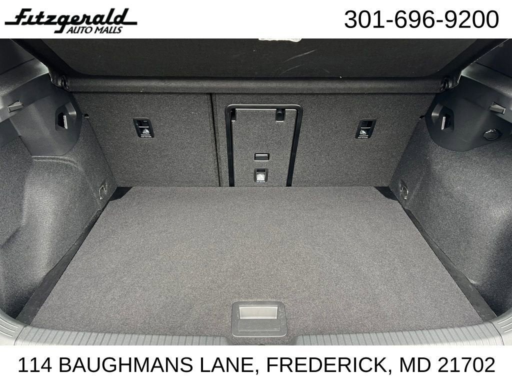 2024 Volkswagen Golf GTI 380 SE