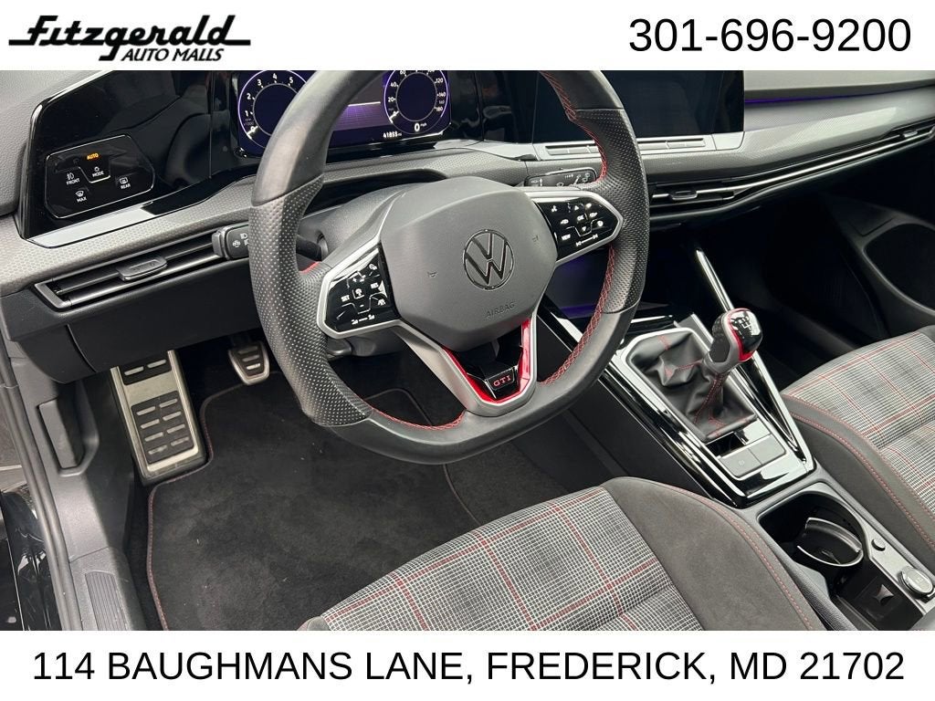 2024 Volkswagen Golf GTI 380 SE