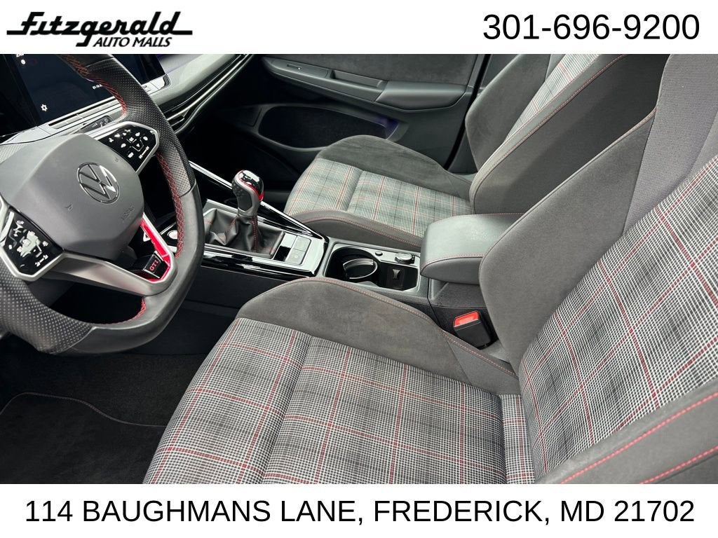 2024 Volkswagen Golf GTI 380 SE