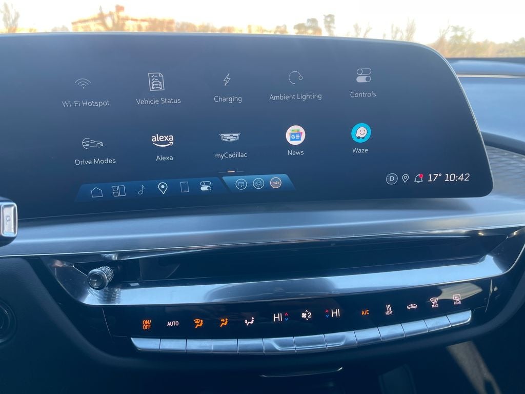 2024 Cadillac LYRIQ Luxury