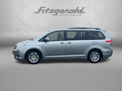 2014 Toyota Sienna XLE