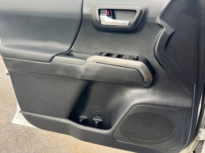 2021 Toyota Tacoma 4WD TRD Off-Road V6